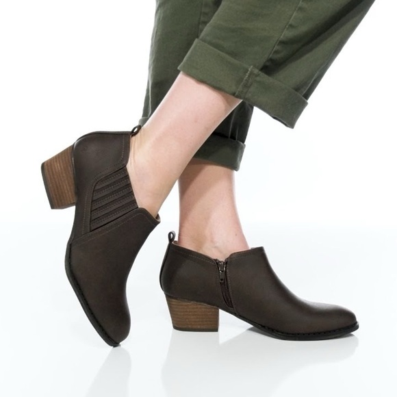 LIFESTRIDE Babe Shootie - Picture 8 of 8